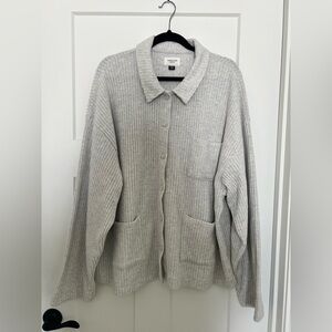 NWT American Eagle Outfitters Light Gray Waffle Knit Sweater